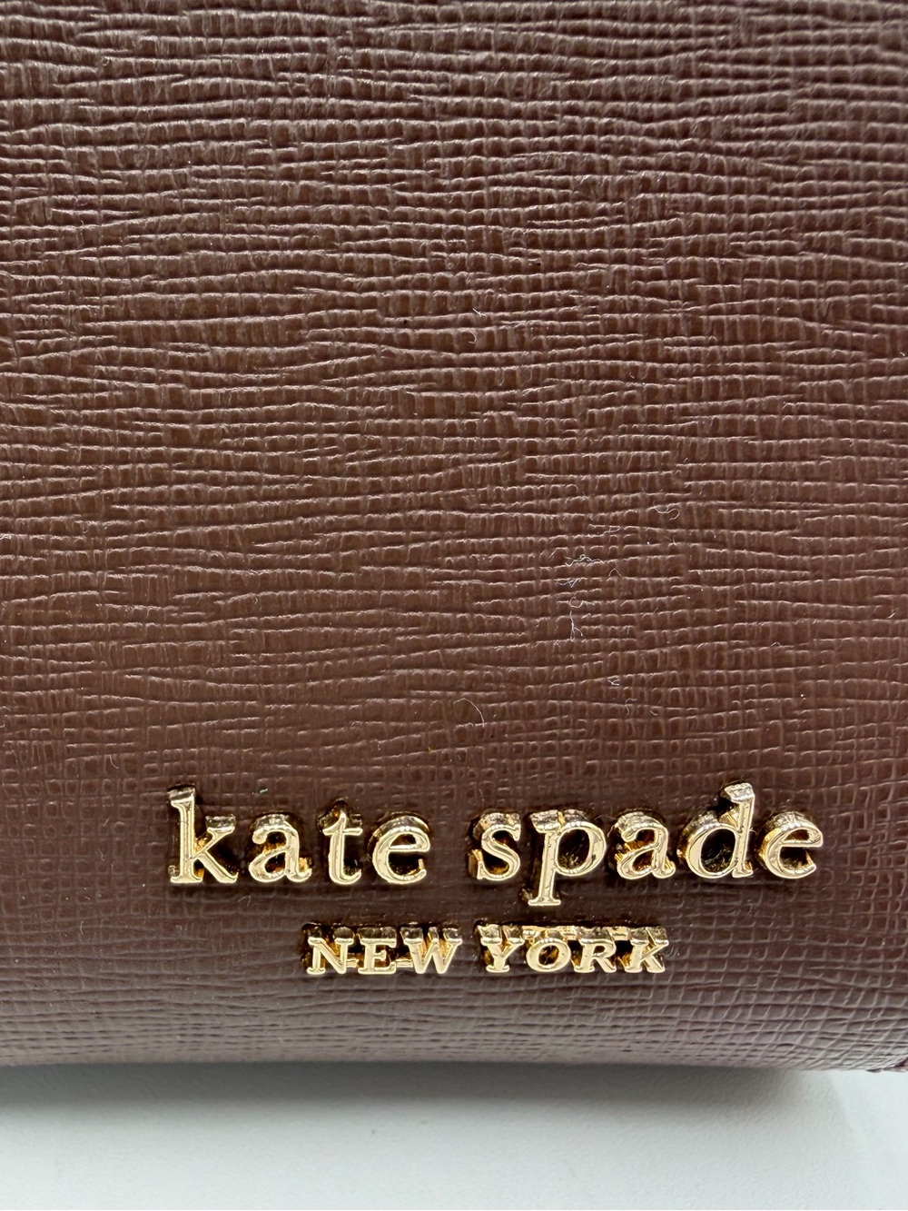 Kate Spade Devin Bifold Wallet - Picture 2 of 8